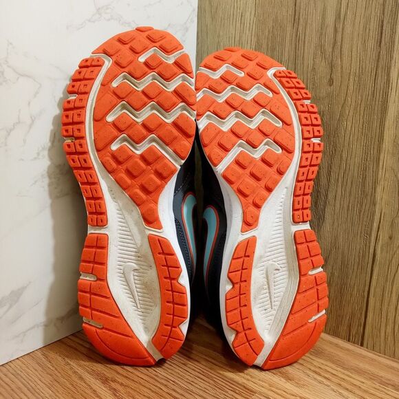 Nike Womens Sz 8 Running Shoes Sneakers Downshifter 6 Gray 684765-018 - Picture 4 of 10